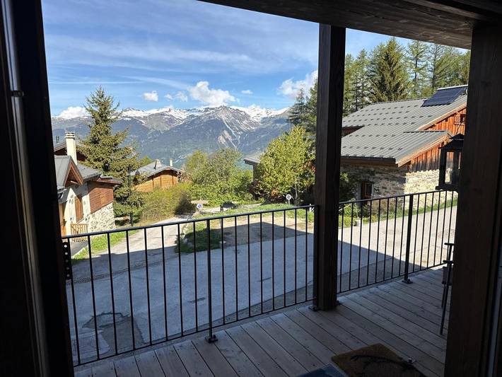 Chambre d’hôte pour 2 personnes, avec Balcon et Terrasse ainsi que Jardin et Sauna dans La Plagne-Tarentaise