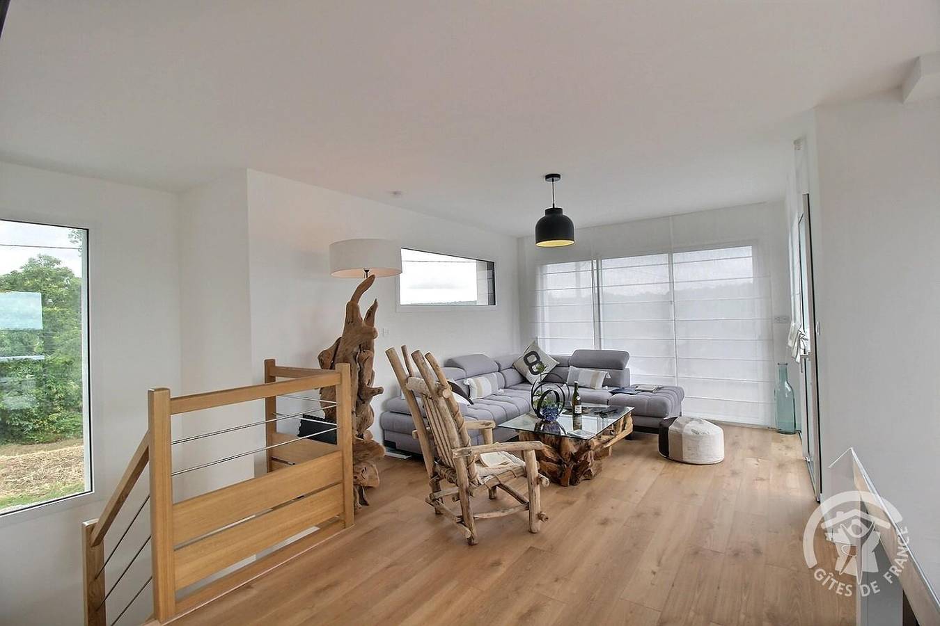 Le Menhir in Pleumeur-Bodou, Costa de granito rosa