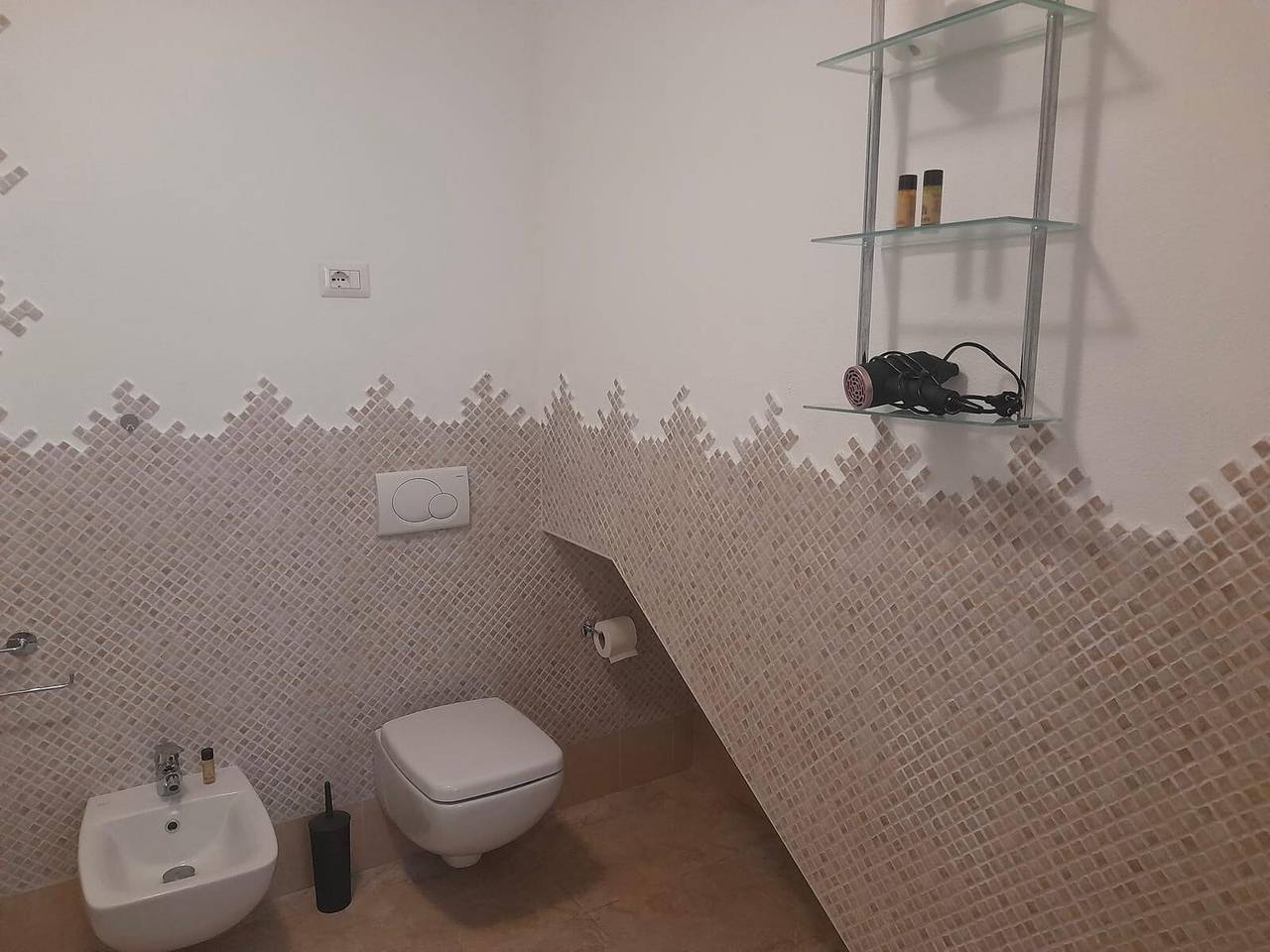 Ganzes Studio, Studio-Apartment 'L'Angolo Monolocale- Porto Torres' mit gemeinsamer Terrasse, Wlan und Klimaanlage in Porto Torres, Sassari Provinz