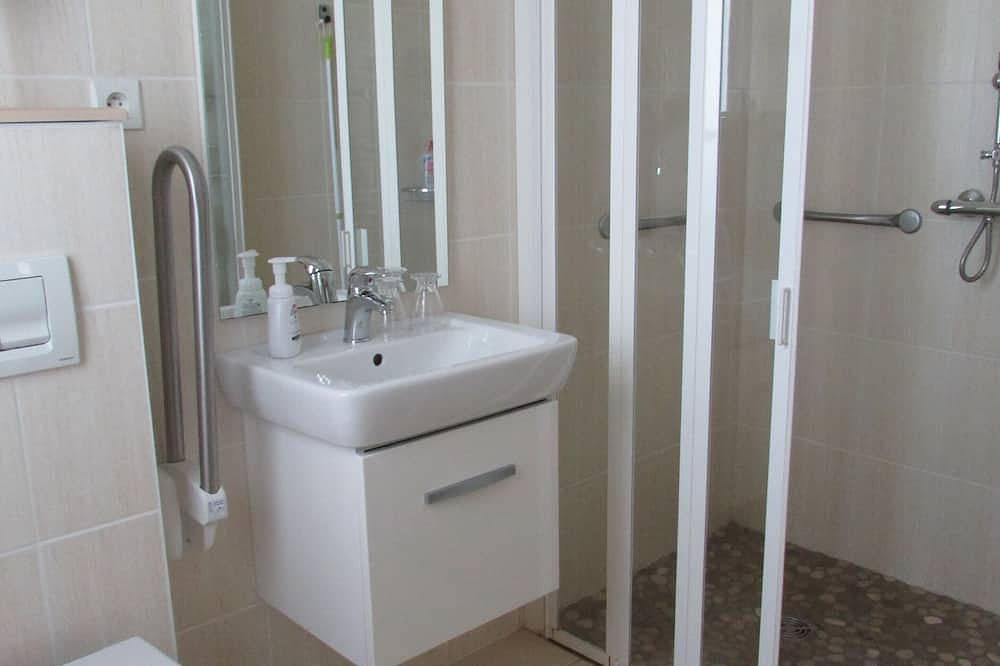 Chambre D'Hôtes A La Campagne Proche Chemille-En-Anjou in Neuvy-en-Mauges, Région de Cholet