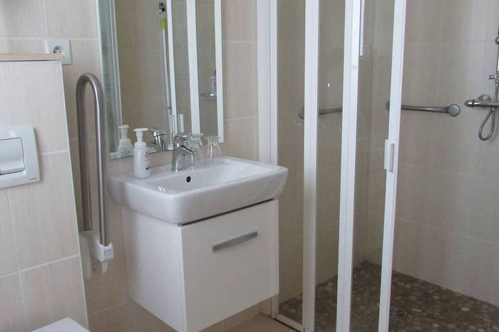 Maison d’hôte pour 2 personnes, avec jardin dans Chemillé-en-Anjou - 3