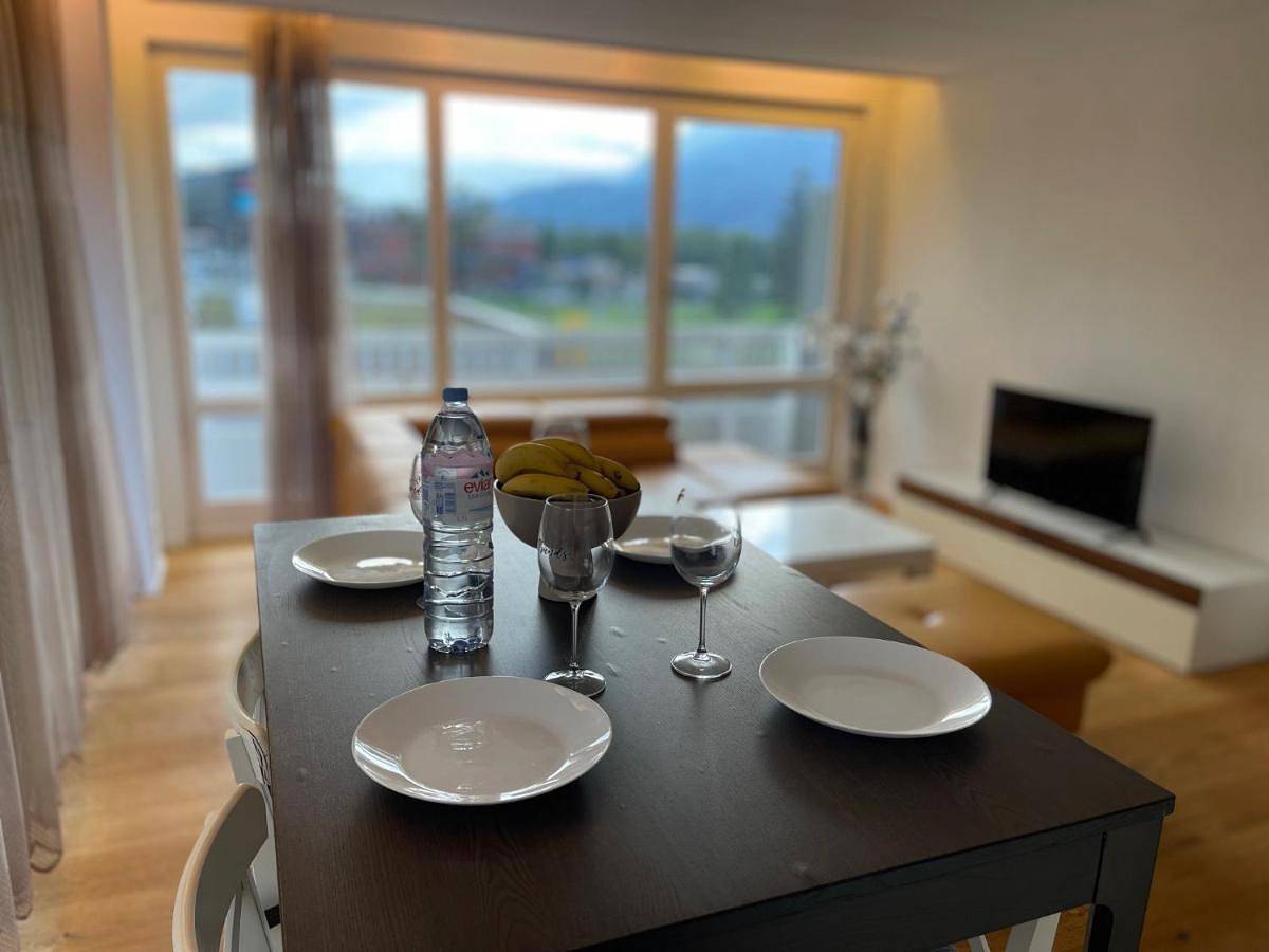 Appartement entier, Modernes Luxus Apartment direkt neben Shopping und Bus in Schaan, Massif du Rätikon