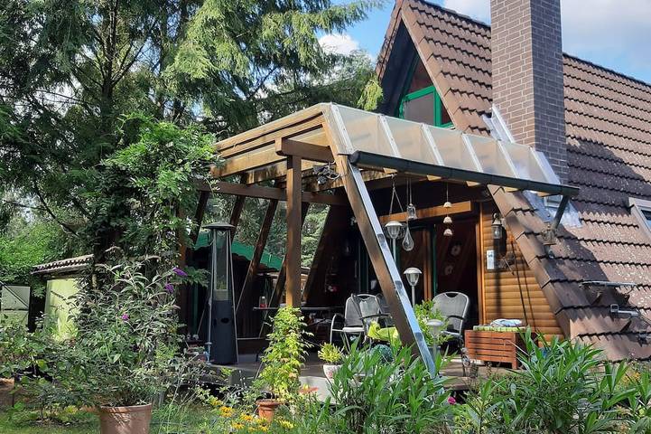 Ferienhaus für 4 Personen, mit Terrasse und Garten