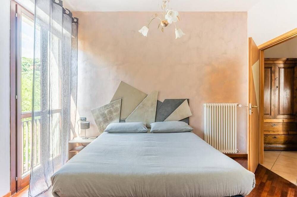 Entire apartment, Serraglio Design Apartment in Prato, Prato Province