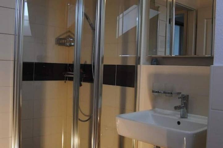 Ganze Wohnung, FeWo Hafenblick in Hauptstrand Glowe, Glowe