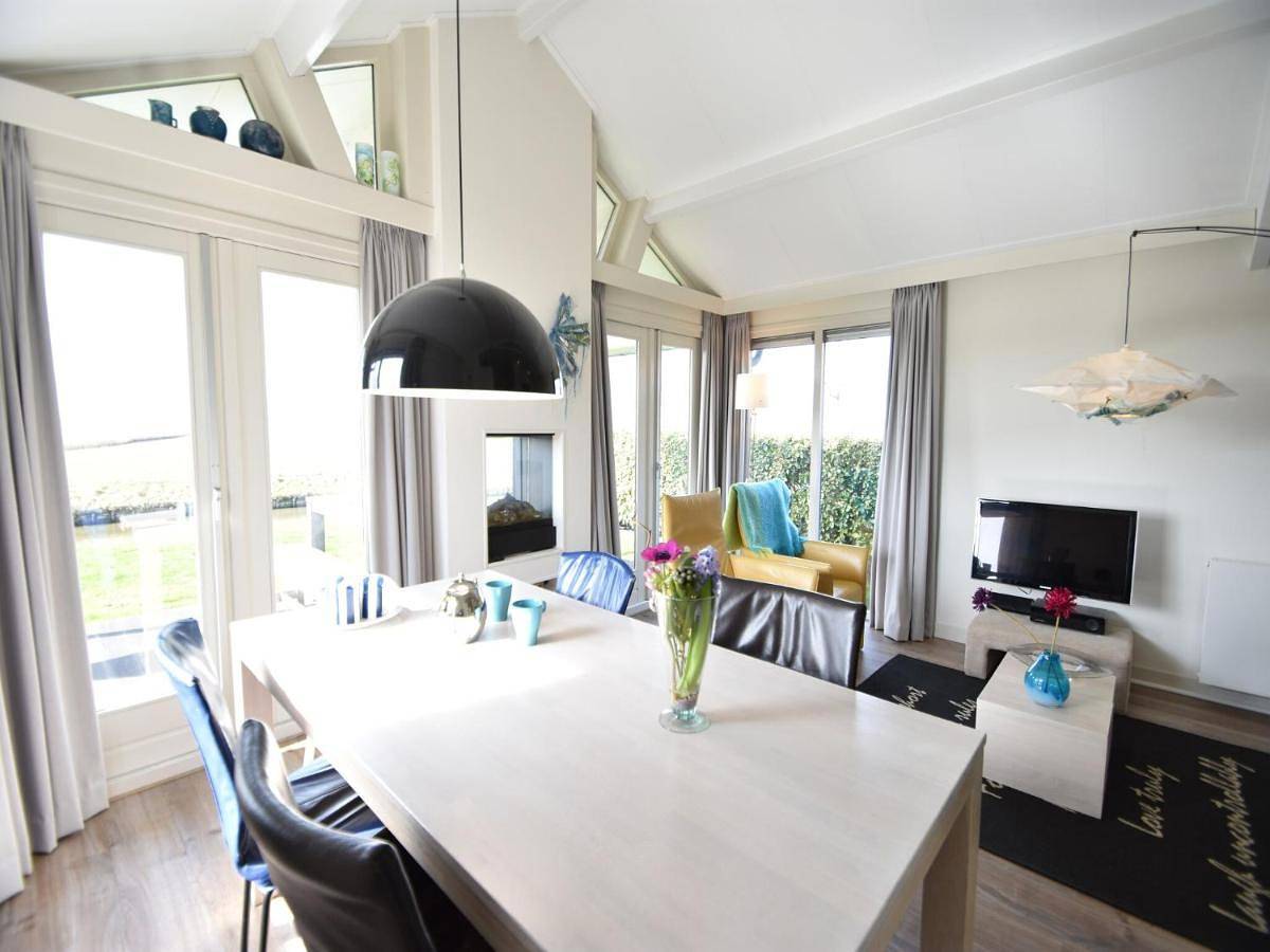 Holiday Home in Kattendijke near Scheldt in Niederländische Nordsee