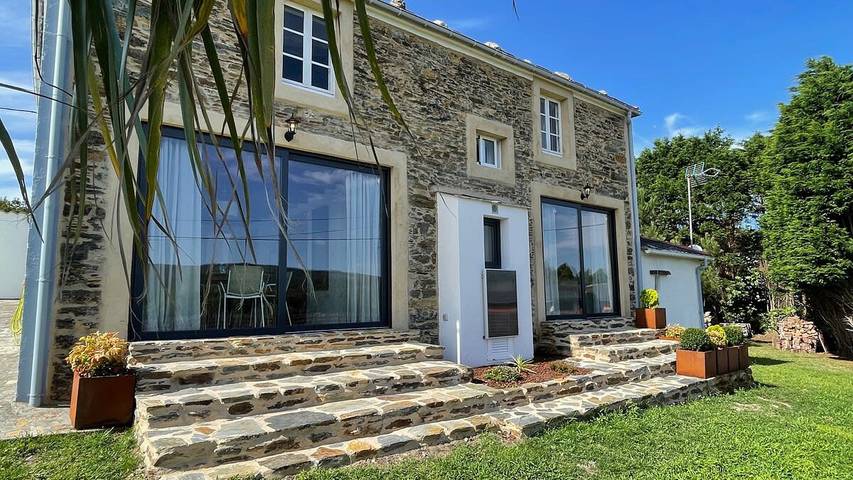 The Cliffs - Picon Seaside Cottage in Praia do Picón (Ortigueira), Ortigueira