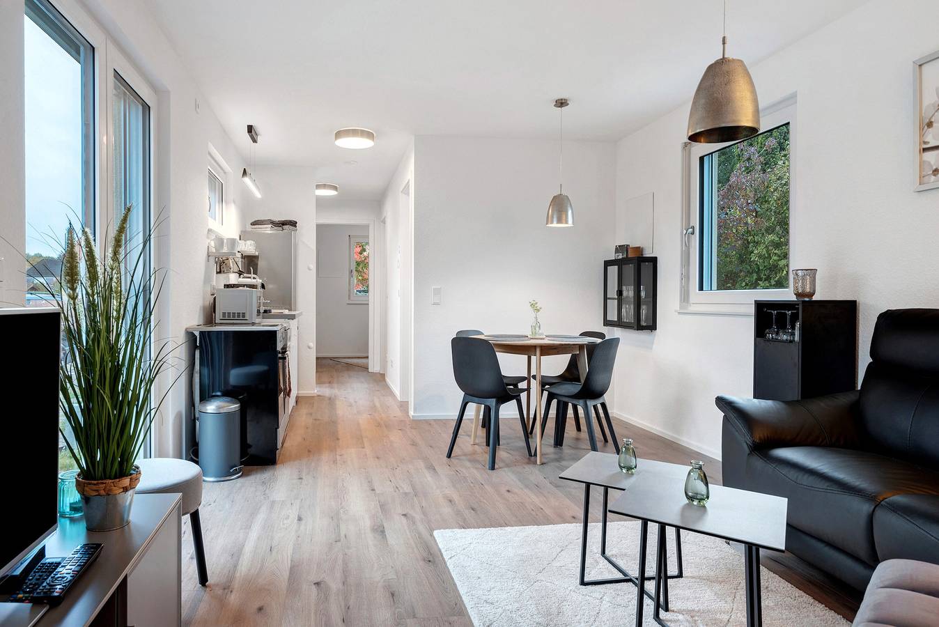 Casa de vacaciones 'Alojamiento para ferias y ocio' con jardín privado in Hemmingen, Región de Hannover