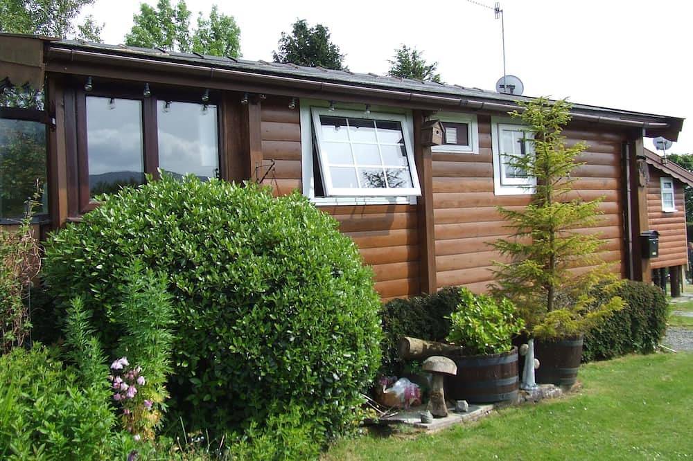 Auto Catering 6 Berth Log Cabin, Snowdonia, animais de estimação, vista para a montanha in Bronaber, Snowdonia