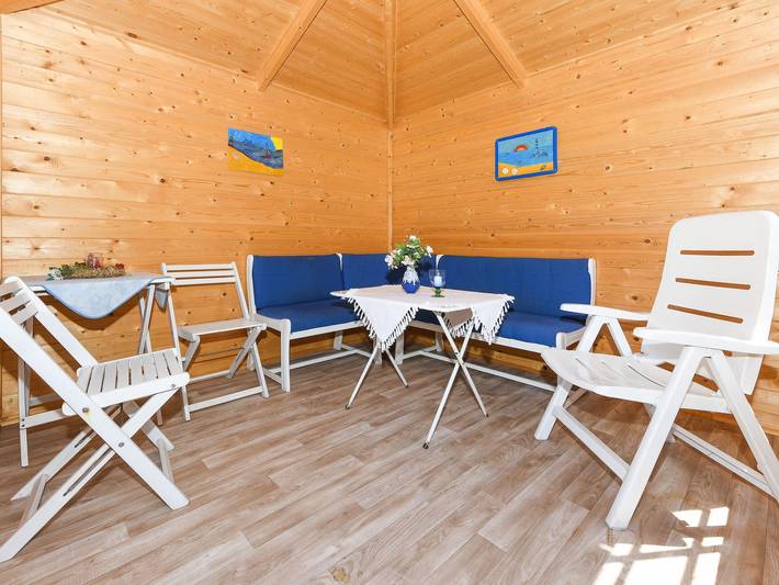 Ganze Ferienwohnung, Haus Beluga - Ferienwohnung Backbord in Bensersiel, Esens