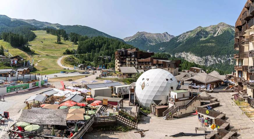 Gîte pour 2 personnes, avec balcon dans Office De Tourisme Des Orres
