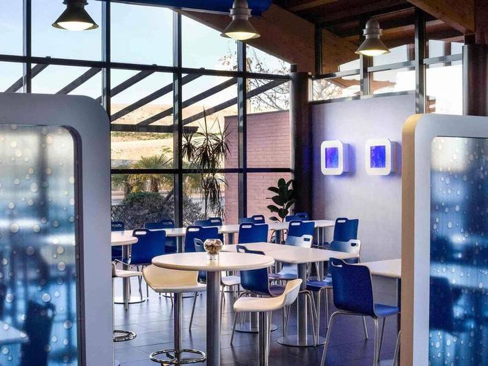 Hôtel pour 2 personnes, avec terrasse, animaux acceptés à Alcalá de Henares - 3