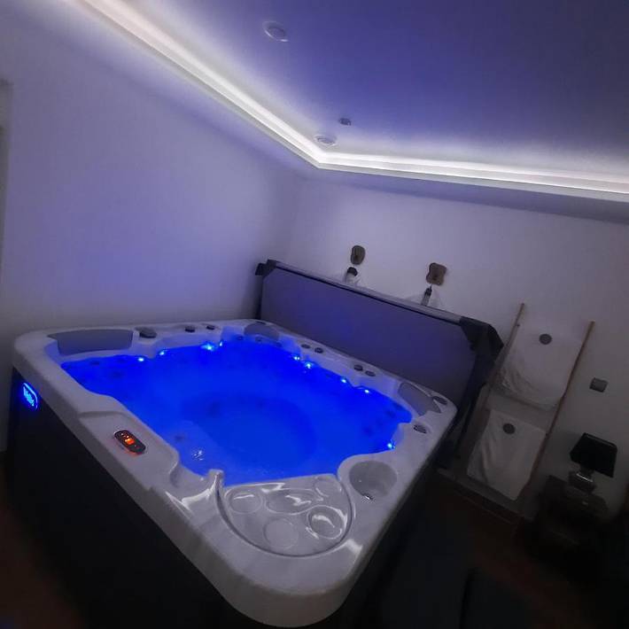 Location de vacances pour 2 personnes, avec jacuzzi à Thaon-les-Vosges - 4