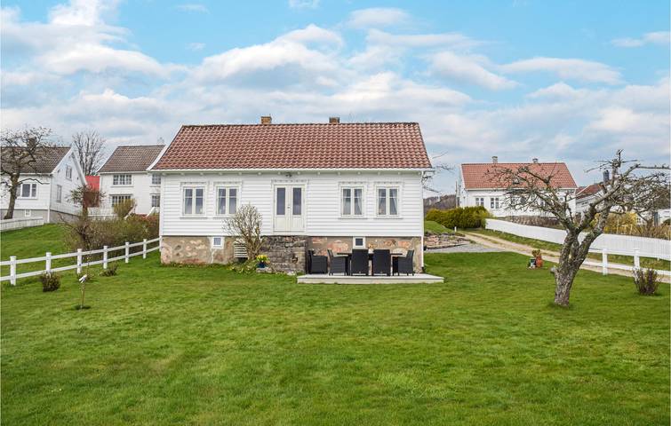 Ferienhaus für 6 Personen mit Terrasse in Lindesnes