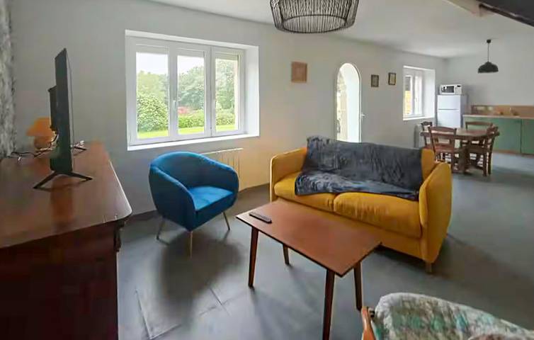 Location de vacances pour 4 personnes, avec jardin à Rospez - 3