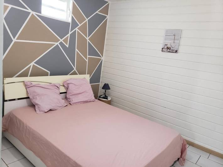 Appartement de vacances pour 2 personnes, avec vue ainsi que terrasse et jardin