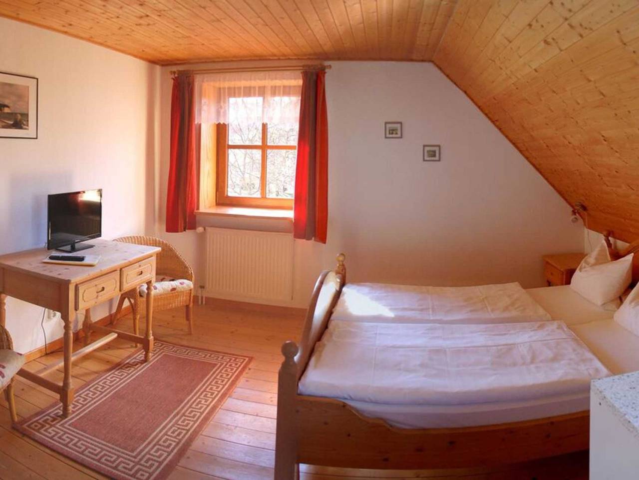Pension Zur Scheune Gbr in Wiek, Rügen