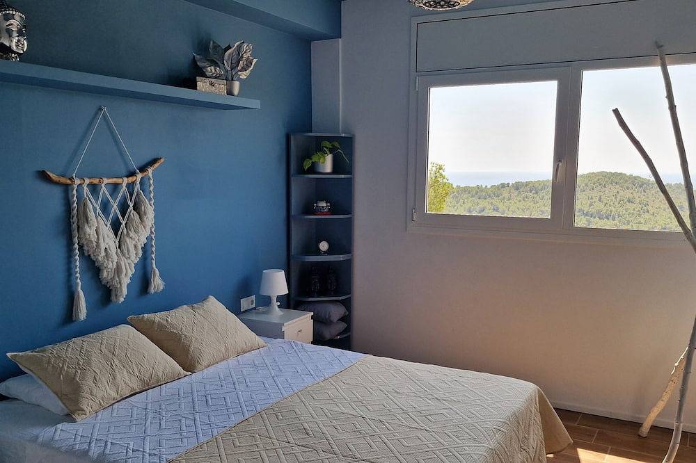 Apartamento entero, Villa Contenta Canyelles, on top of the hill, sea view. Petfriendly!  in Canyelles (Barcelona), Garraf