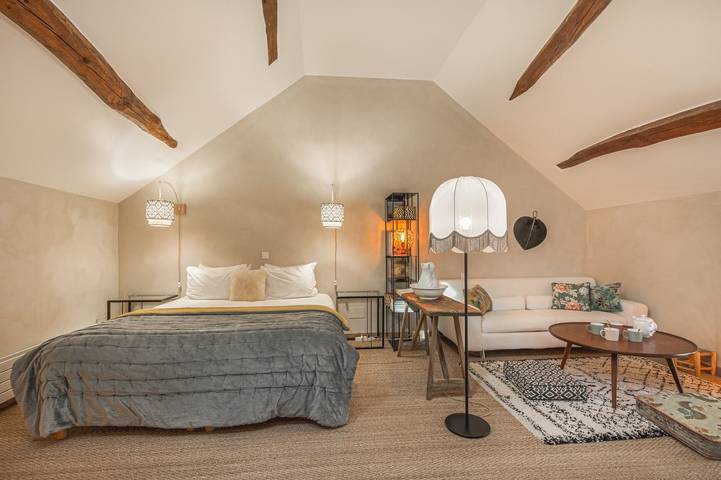 Gîte pour 4 personnes, avec terrasse à Saint-Martin-en-Bière - 2