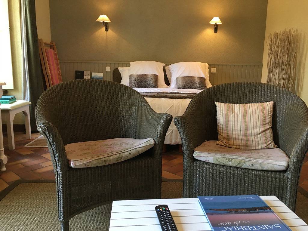 Les Chambres d'hôtes du Vieux Logis - Chambre vue sur coeur in Saint-Briac-sur-Mer, Région de Saint-Malo