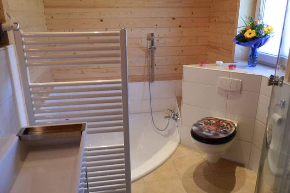 Freistehendes Ferienhaus zwischen Achterwasser und Stettiner Haff in Mellenthin, Usedom
