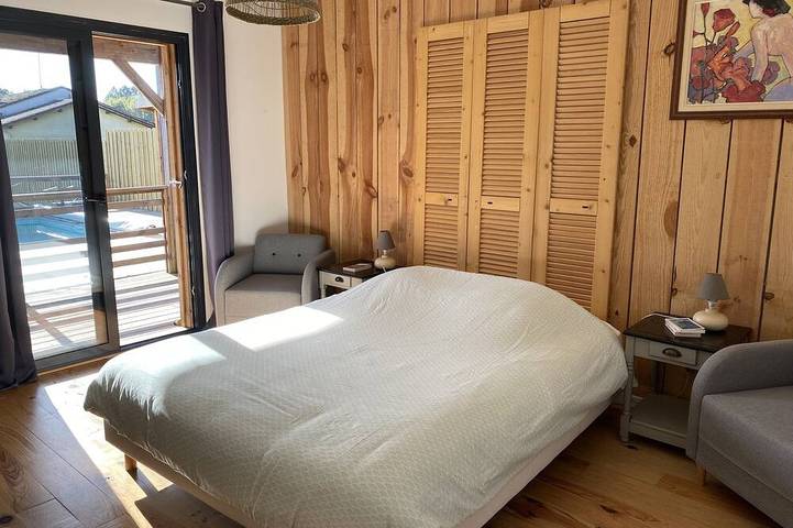 Location de vacances pour 10 personnes, avec jacuzzi et jardin à Naujac-sur-Mer - 4