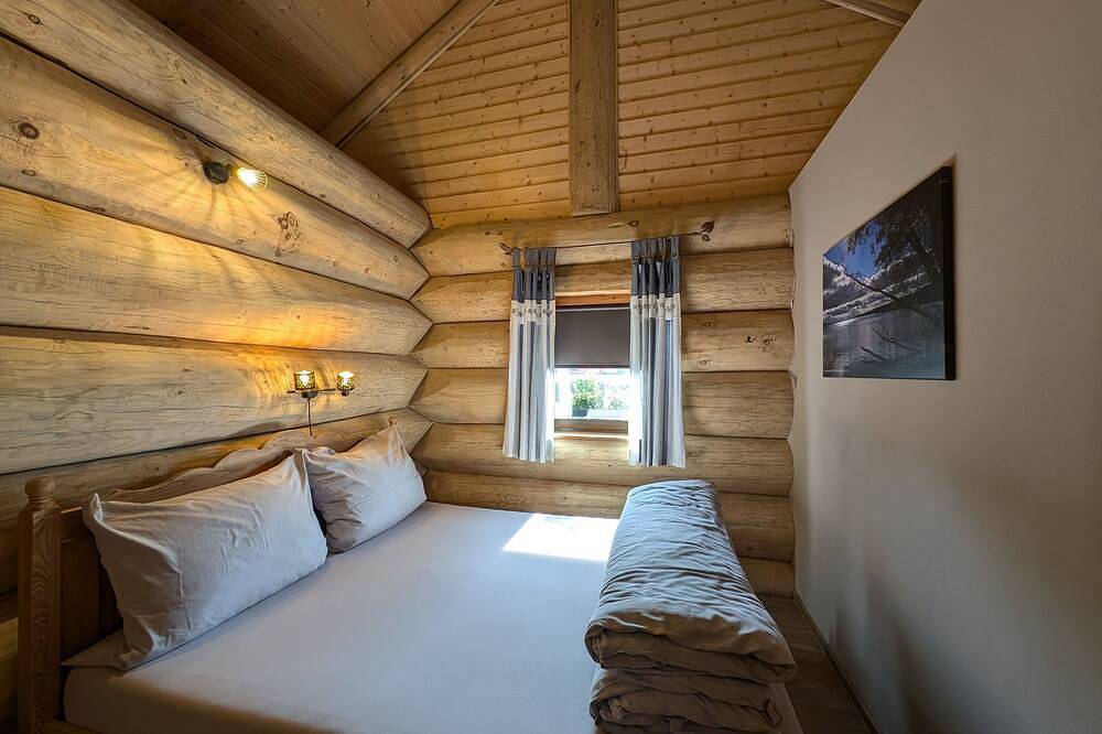 Log Cabins Naturstamm Ferienhaus Tollensesee 10 - Feriendorf Tollensesee in Tollensesee, Groß Nemerow