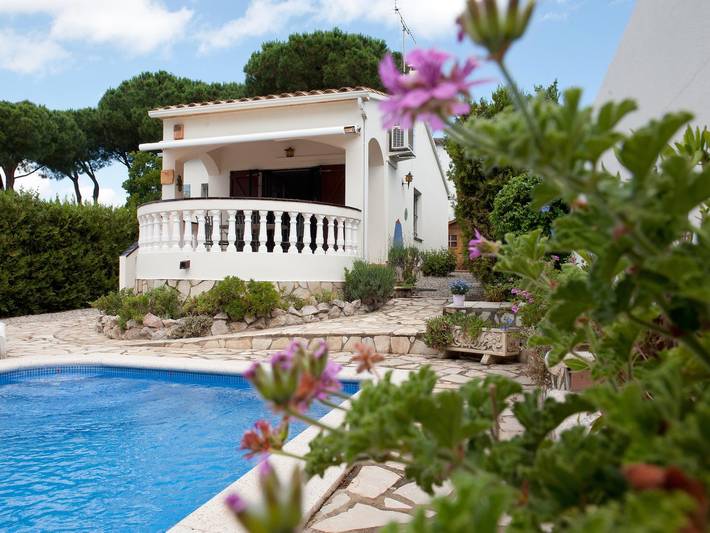 Ferienhaus für 4 Personen, mit Garten und Terrasse in Katalonien - 2