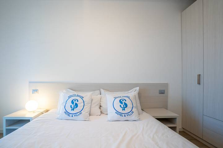 Ferienwohnung für 4 Personen, mit Terrasse und Seeblick sowie Garten und Pool in Castelnuovo del Garda - 4