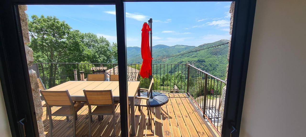 Three-Bedroom Home in Labastide-sur-Bésorgues, Parc naturel régional des Monts d'Ardèche