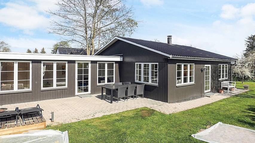 Ferieudlejning for 7 personer, med terrasse i Vordingborg