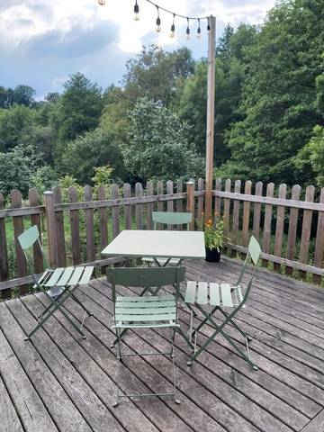Gîte pour 6 personnes, avec terrasse et vue à Les Isles-Bardel