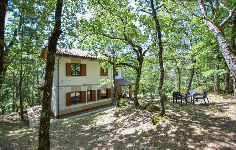 Casa vacanza per 9 persone, con giardino e terrazza - 1