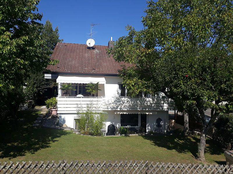 Ganze Ferienwohnung, Haus Behr seenah & ruhig - 3-Zimmer-Wohnung, Terrasse mit Gartenzugang, Ug in Gaienhofen, Untersee