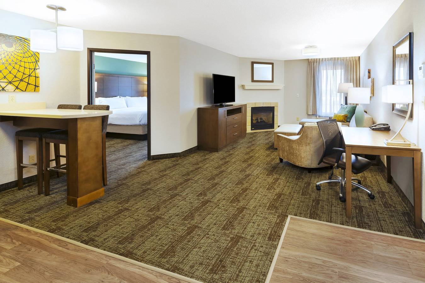 Ganze Wohnung, Ferienwohnung für 6 Personen mit Pool in Columbia (MO), Missouri