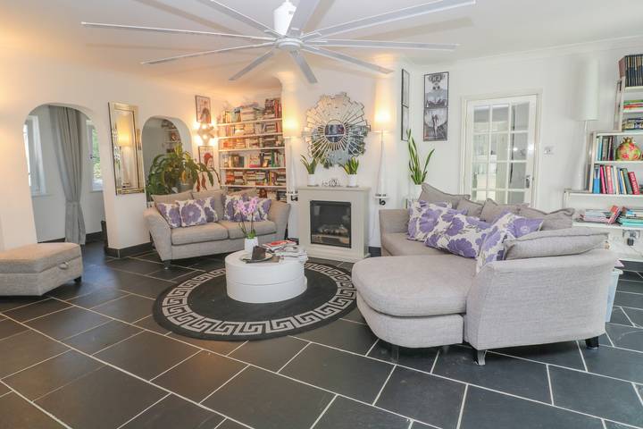 Gîte pour 8 personnes, avec jardin, animaux acceptés à Penzance - 4