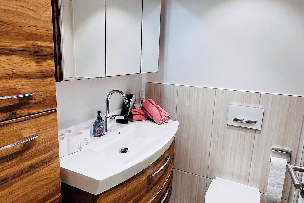Ganze Wohnung, Alpenjuwel mit Pool und Sauna in Scheidegg, Bayerisch Schwaben