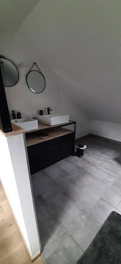 Location de vacances pour 2 personnes, avec jardin, animaux acceptés à Chênehutte-Trèves-Cunault - 2