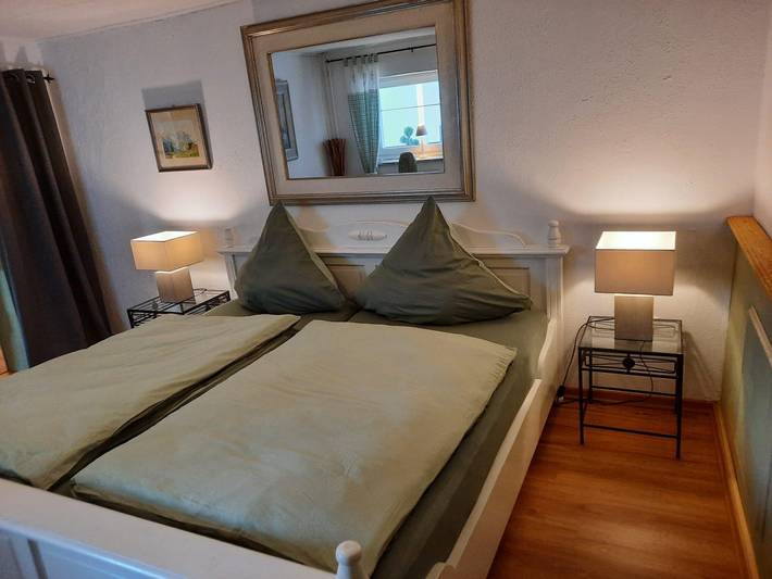 Ganze Ferienwohnung, 1 Doppelbett Wohnung mit Schlafsofa in Pottum, Westerburg & Umgebung