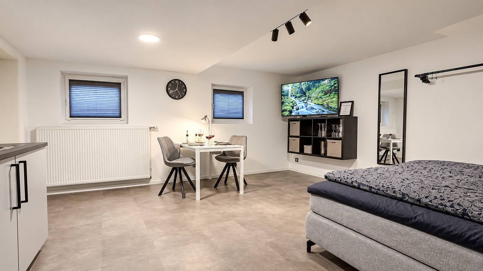 Hel studio-lejlighed, Cozy Basement Studio Paula with Wi-Fi in Landkreis Holzminden