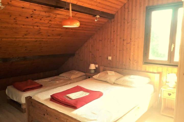 Location de vacances pour 10 personnes, avec balcon dans Longefoy - 4