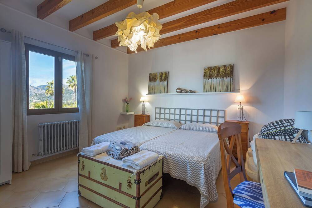 S'Alzinaret - Bunyola \"Renovada\" 2026\ncasa típica Mallorquina jardín y piscina in Buñola, Mallorca Oeste