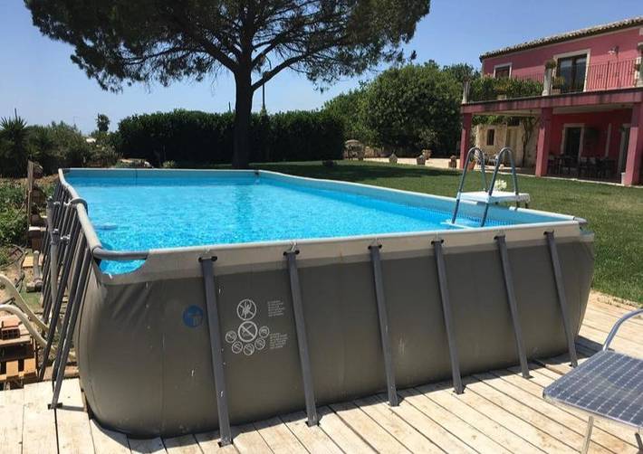 Bed and breakfast per 4 persone, con giardino e panorama nonché piscina, con animali domestici - 1