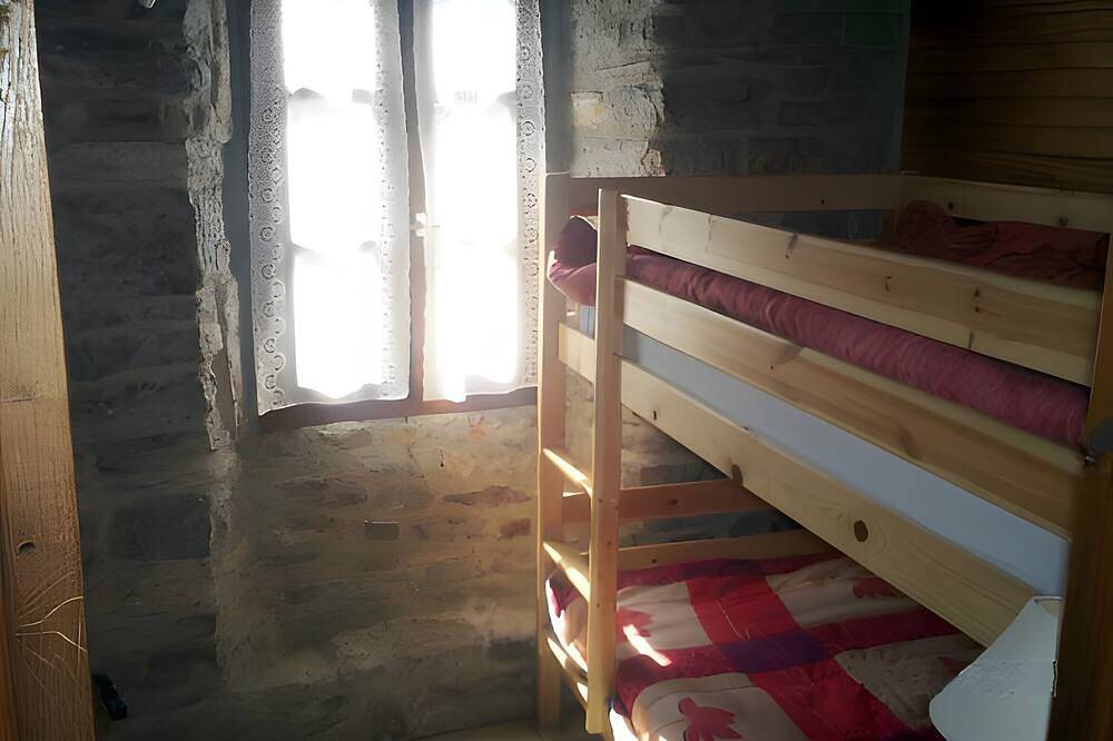 Gîte « La Bélugue » en Ste-Enimie: Vistas a la montaña, Wi-Fi y aire acondicionado in Gorges du Tarn Causses, Cevenas