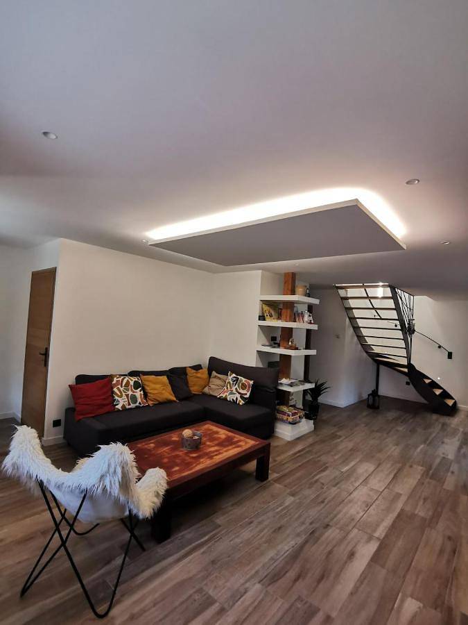 Four-Bedroom House in Bas-en-Basset, Haute-Loire