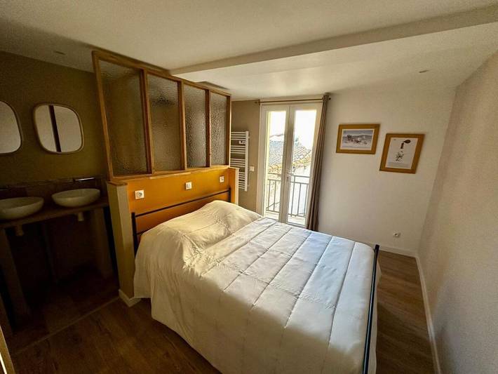 Location de vacances pour 10 personnes, avec jardin à Saint-Génis-des-Fontaines