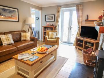 Log Cabin for 2 People in Cairngorms National Park, Scotland, Photo 4