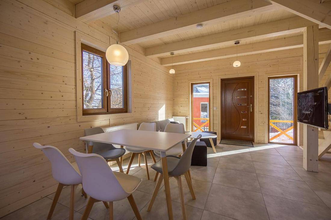 Domek przy wyciagu na Szrenicę in Szklarska Poręba, Sudety (Polska)