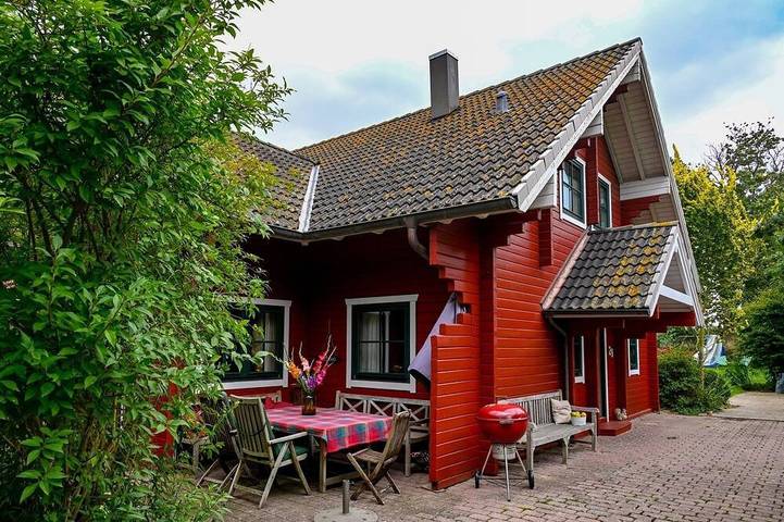 Ferienhaus für 6 Personen, mit Terrasse und Garten in Avendorf