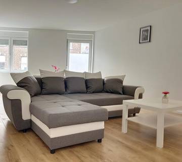 Gîte pour 6 personnes, avec terrasse, animaux acceptés dans Aéroport de Charleroi Bruxelles Sud Gosselies